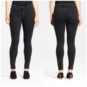mossimo size : 12 : charcoal black core curvy skinny power stretch skinny jeans